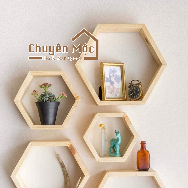 [HCM]Kệ treo tường tổ ong DWOOD hình lục giác bằng gỗ thông kệ lục giác treo tường- Giá 1 kệ