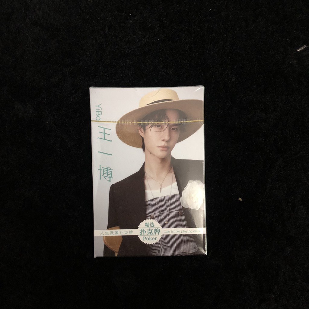 Bộ bài thần tượng poker TFBOYS TRIỆU LỆ DĨNH VƯƠNG NHÂT BÁC TIÊU CHIẾN BÁC QUÂN TIÊU 52 lá hộp ảnh idol diễn viên