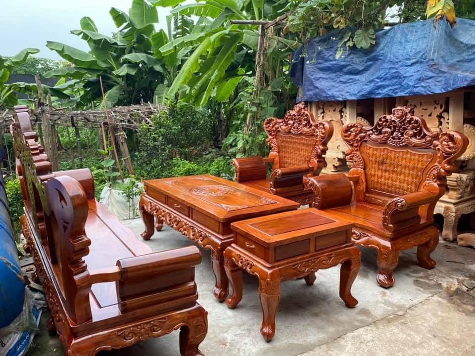 Bàn ghế luois hoàng gia gỗ xà cừ đỏ