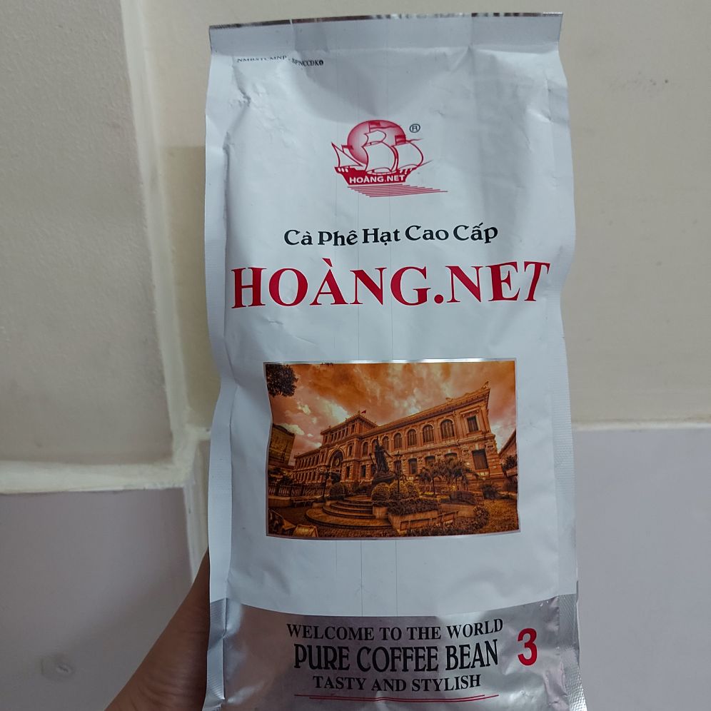 CÀ PHÊ HẠT RANG XAY SẴN -1kg cà phê Rang mộc - Gu Đậm hậu ngọt thơm - Thành phần 70% Robusta và 30% Arabica - Dạng hạt dùng pha phin - sản phẩm được trực tiếp từ Trang trại Hoàng Net- Cafe sạch rang mộc nguyên chất