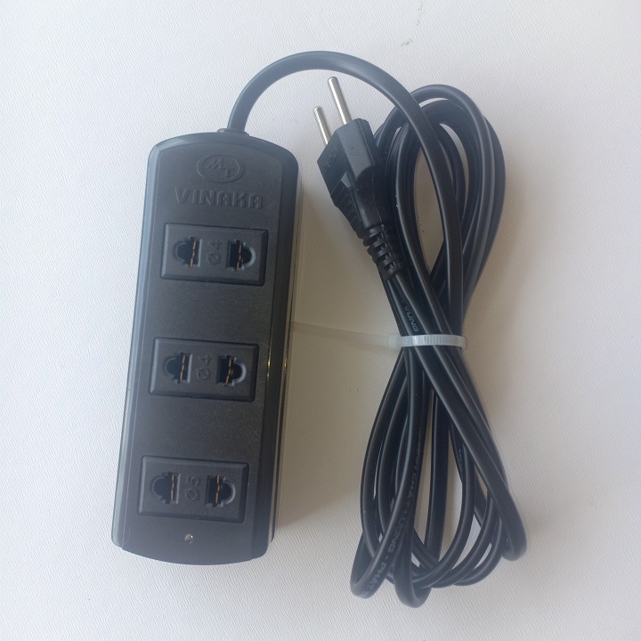 Ổ cắm 3 lỗ 1200w vinaka dây 2.5m