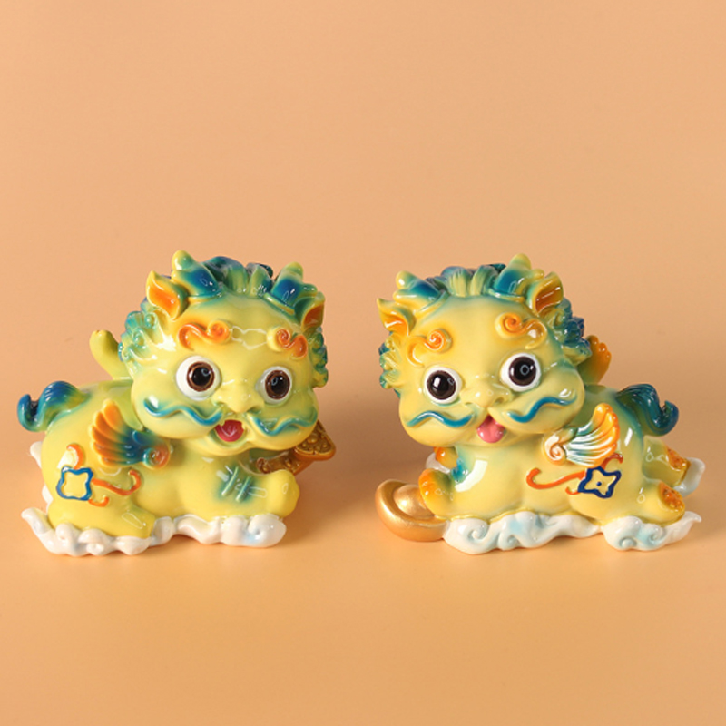 Cặp Kỳ Lân sứ size lớn 8x7cm màu vàng
