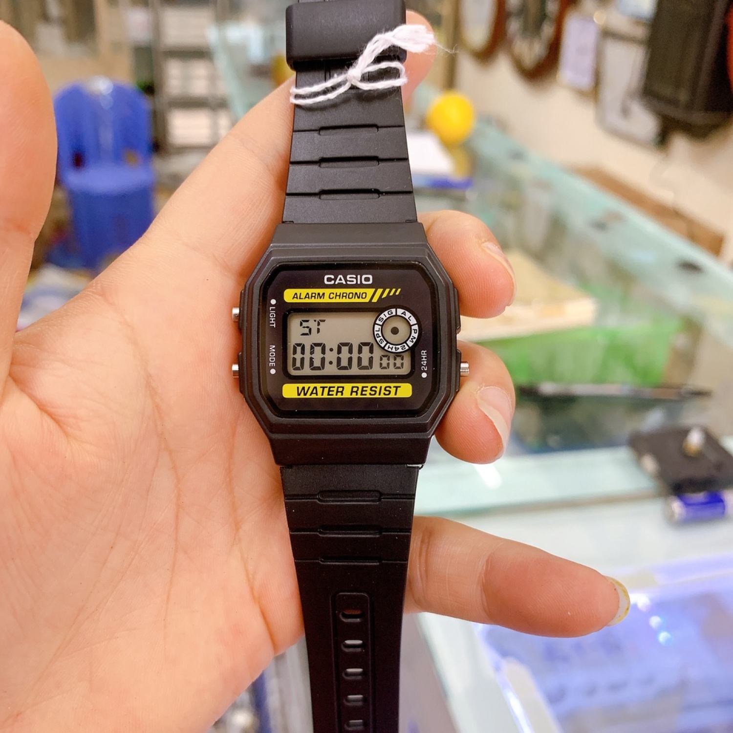 [HOT] Đồng Hồ Điện Tử Casio Huyền Thoại Học Sinh/Sinh Viên Chống Nước Chống Xước Chơi Thể Thao  Đi Học    Uy Tín