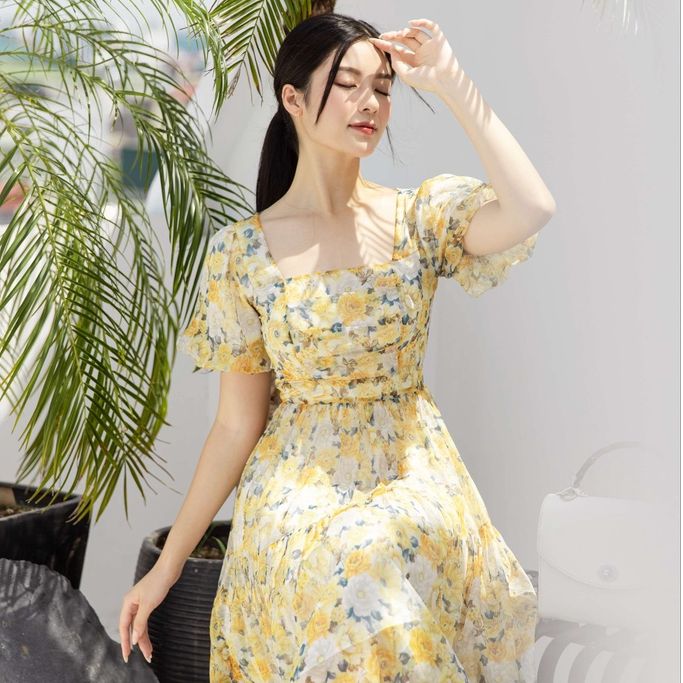 Maiimer - đầm tơ in hoa vàng hebe