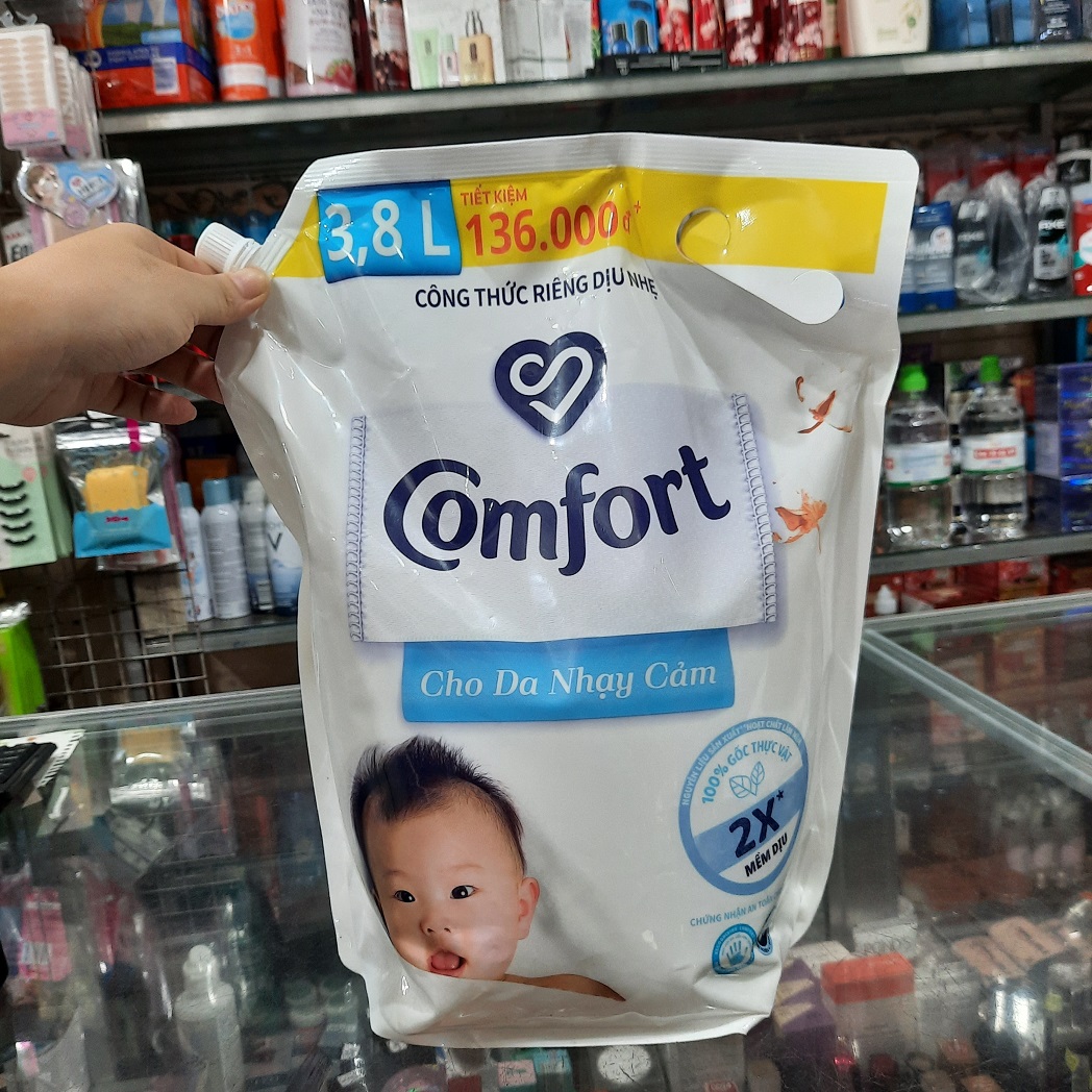 Nước xả vải Comfort Cho Da Nhạy Cảm Túi 3.8L - Phù hợp với cả em bé