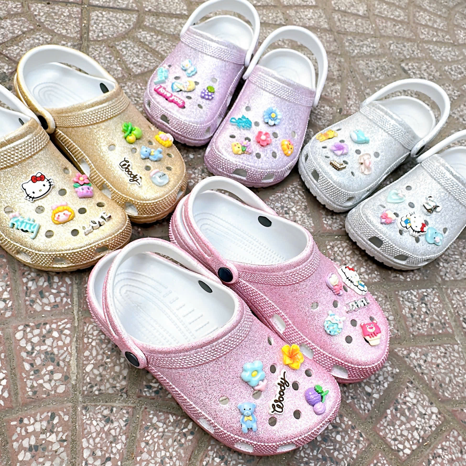  Dép Cross Clog Bling  Tặng 10 jitbitz + Vớ  sục cá sấu kim tuyến đúc nguyên khối quai ngang Nam Nữ 2025 ÊM NHẸ TRUSTVNXK 