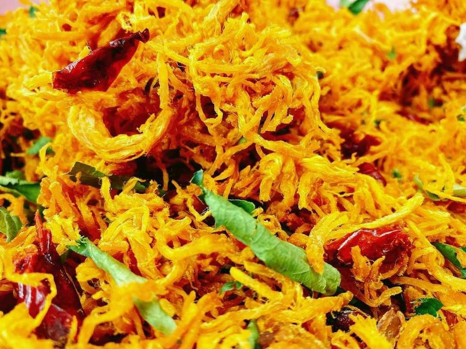 [HCM]Khô Gà Lá Chanh Dai Ngon - 500gr - Ăn Vặt SK House