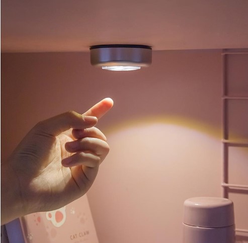 Đèn LED  dạng dán tiện lợi Đèn Led 4 Bóng Dán Tường Cảm Biến Thông Minh, Dán Phòng khách, phòng ngủ, dán tủ bếp, tủ quần áo.