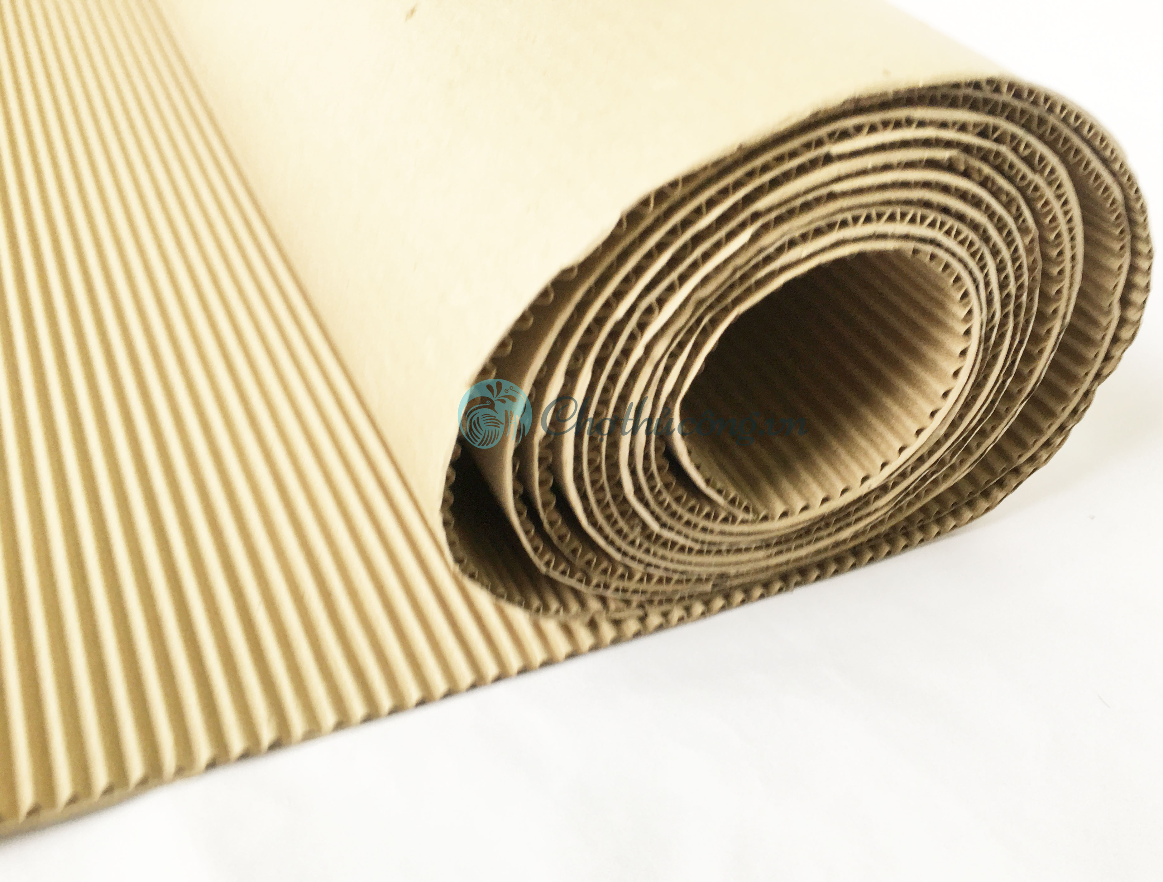 Bìa carton cuộn giấy chèn 2 lớp - Sóng A [D5mxR60cm] đóng gói đa năng chống trầy xước, làm đồ chơi handmade