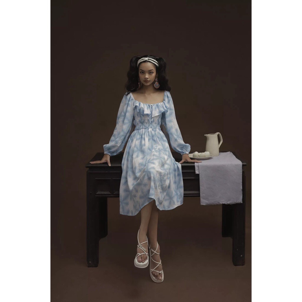Đầm midi xoè tay phồng cổ bèo The Country Ocean Bee Dress vải cotton xanh