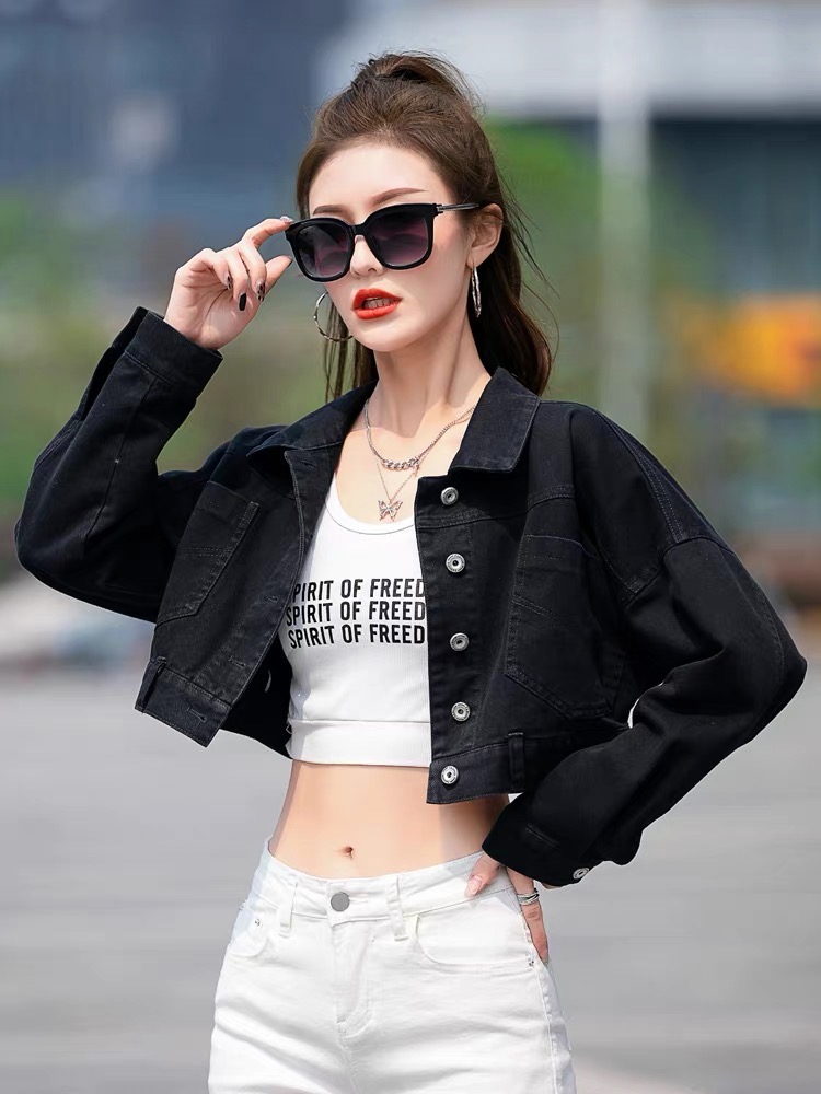 [HCM]ÁO KHOÁC LỬNG CROPTOP ĐEN CÀI NÚT SAU LƯNG GIÁ RẺ CHO NỮ CÓ BIG SIZE (Mua kèm áo thun nếu muốn) V2