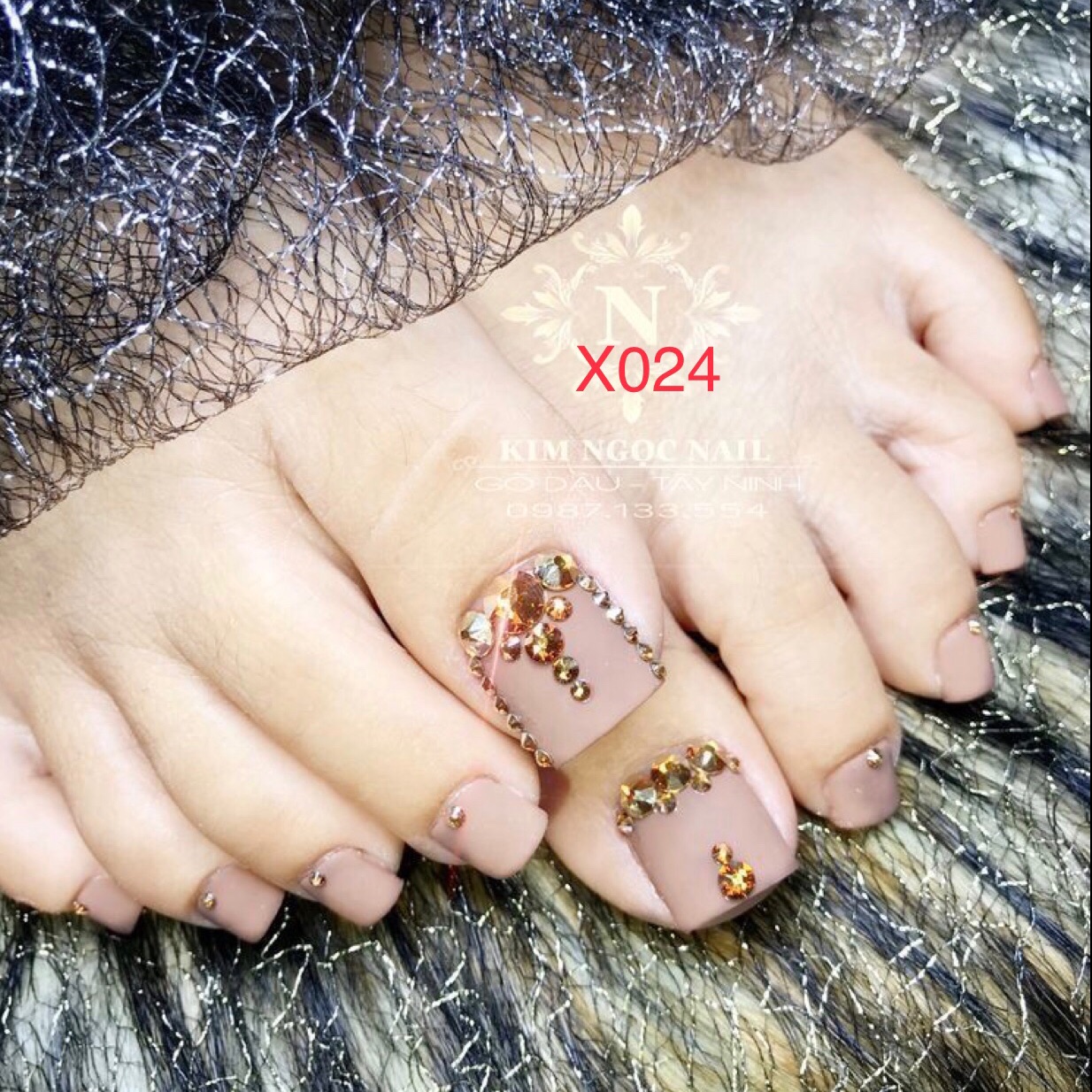 X004-Nail box- bộ 24 móng đủ size- kèm keo và dũa- nail giả thiết kế thủ công sơn gel