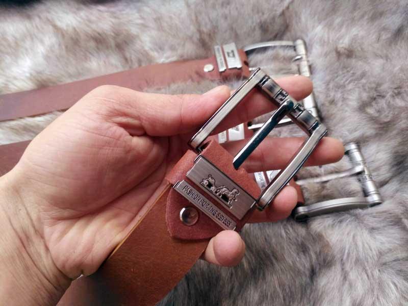 Dây nịt thắc dưng da bò nguyên tấm