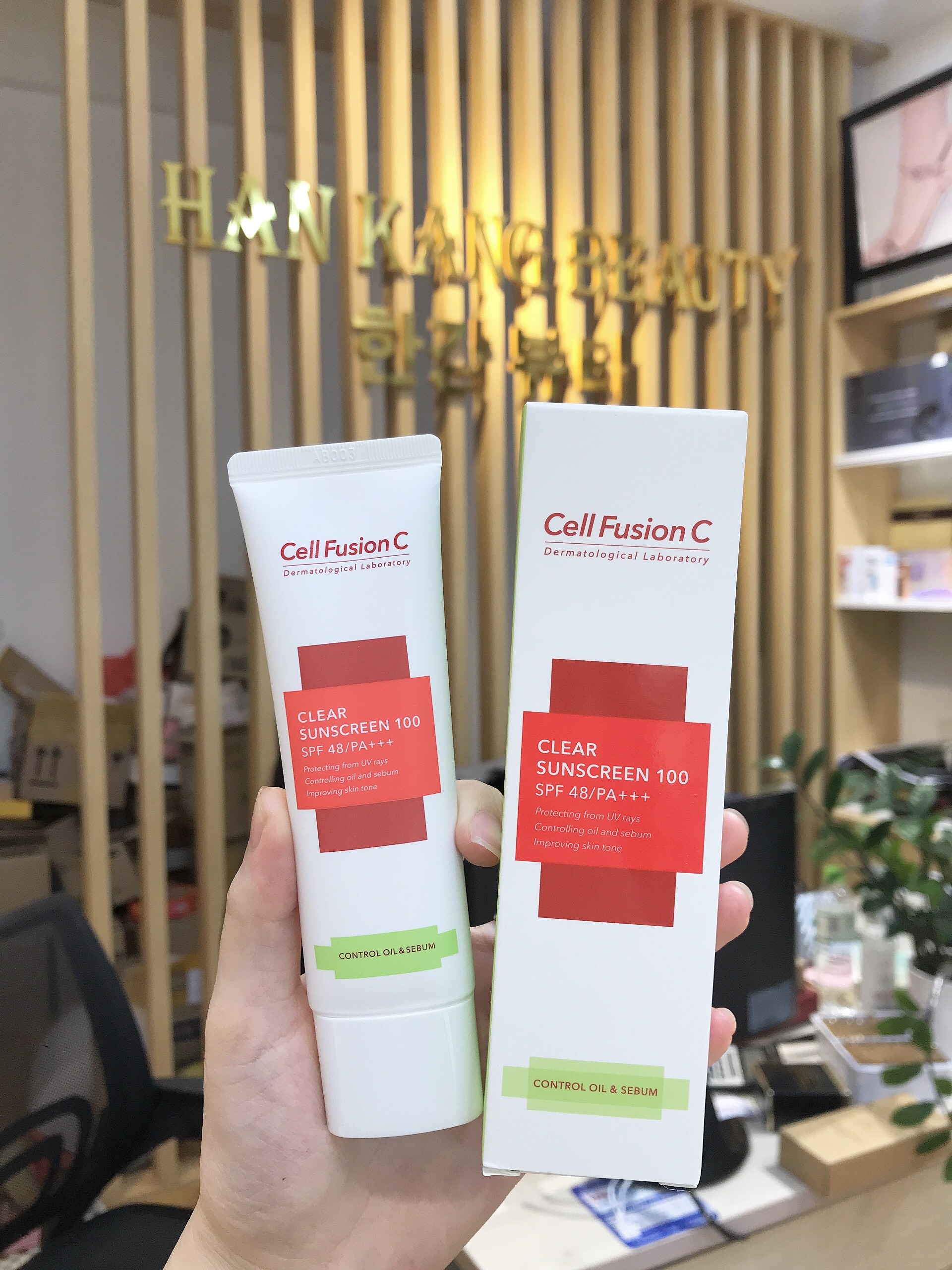 KEM CHỐNG NẮNG CELL FUSION C CLEAR SUNSCREEN 100SPF48/PA+++ (màu xanh)