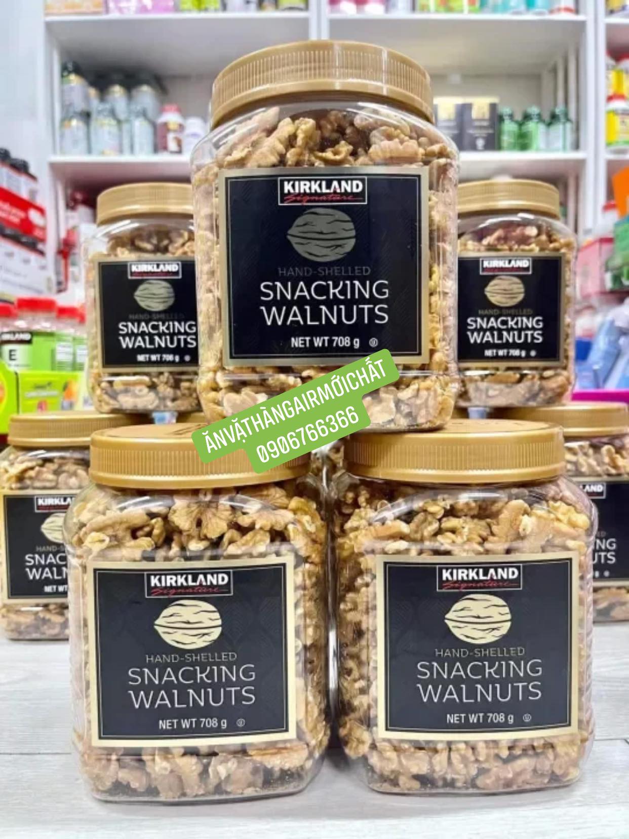 Quả óc chó tách vỏ kirkland signature hand - shelled snacking walnut 780g