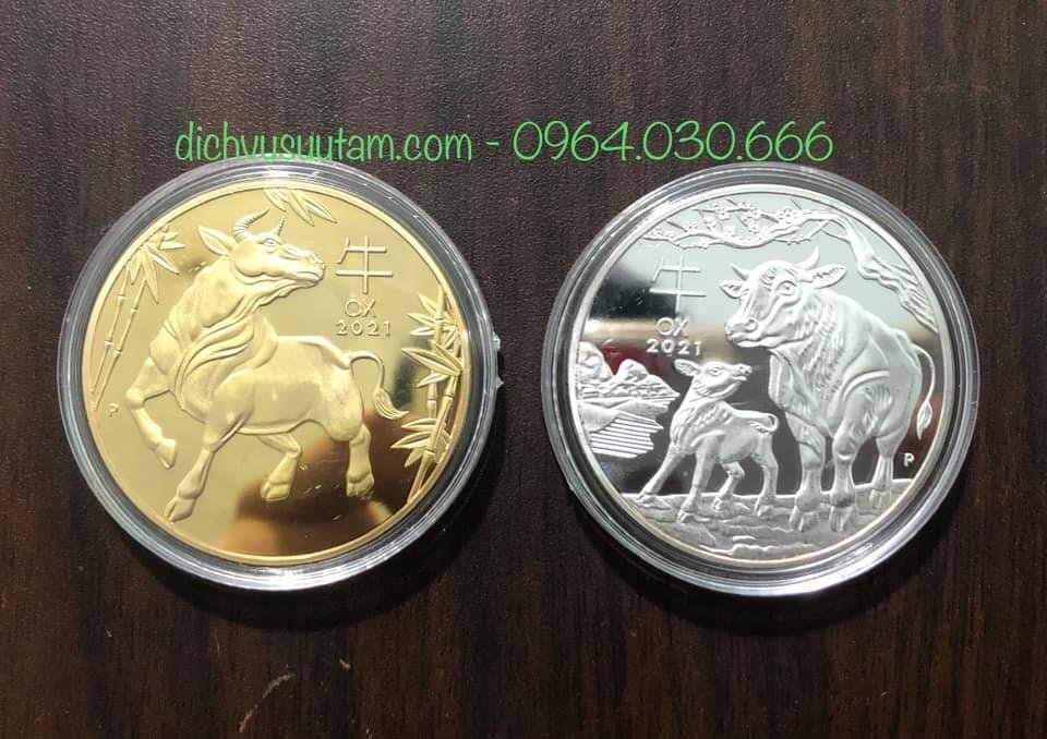 Combo 2 đồng xu lưu niệm vàng, bạc năm con Trâu 2021 kèm túi gấm