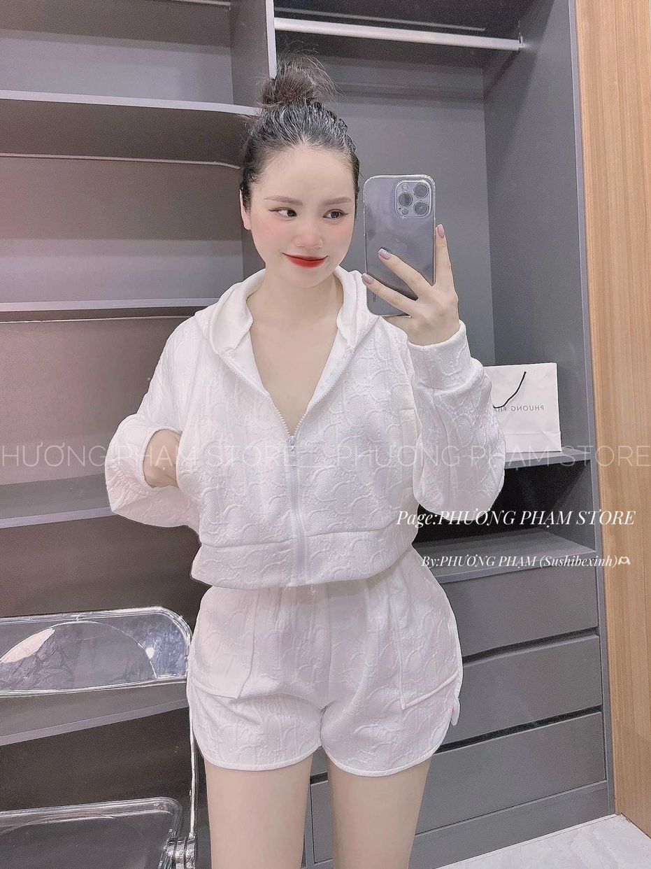 Set nỉ dạ chữ nổi áo khoác có mũ, quần đùi nữ, đồ bộ đùi thể thao hai màu đen, trắng cá tính