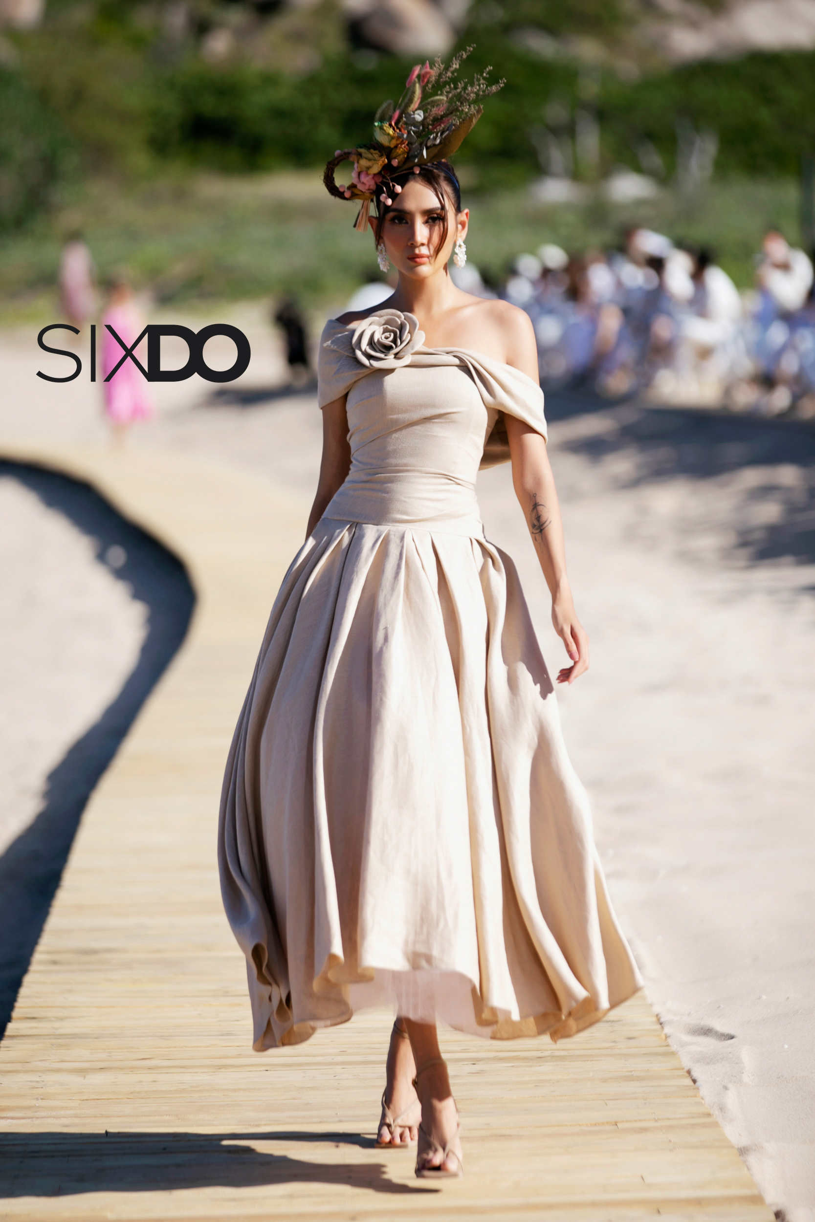 Đầm trễ vai linen dáng phồng SIXDO