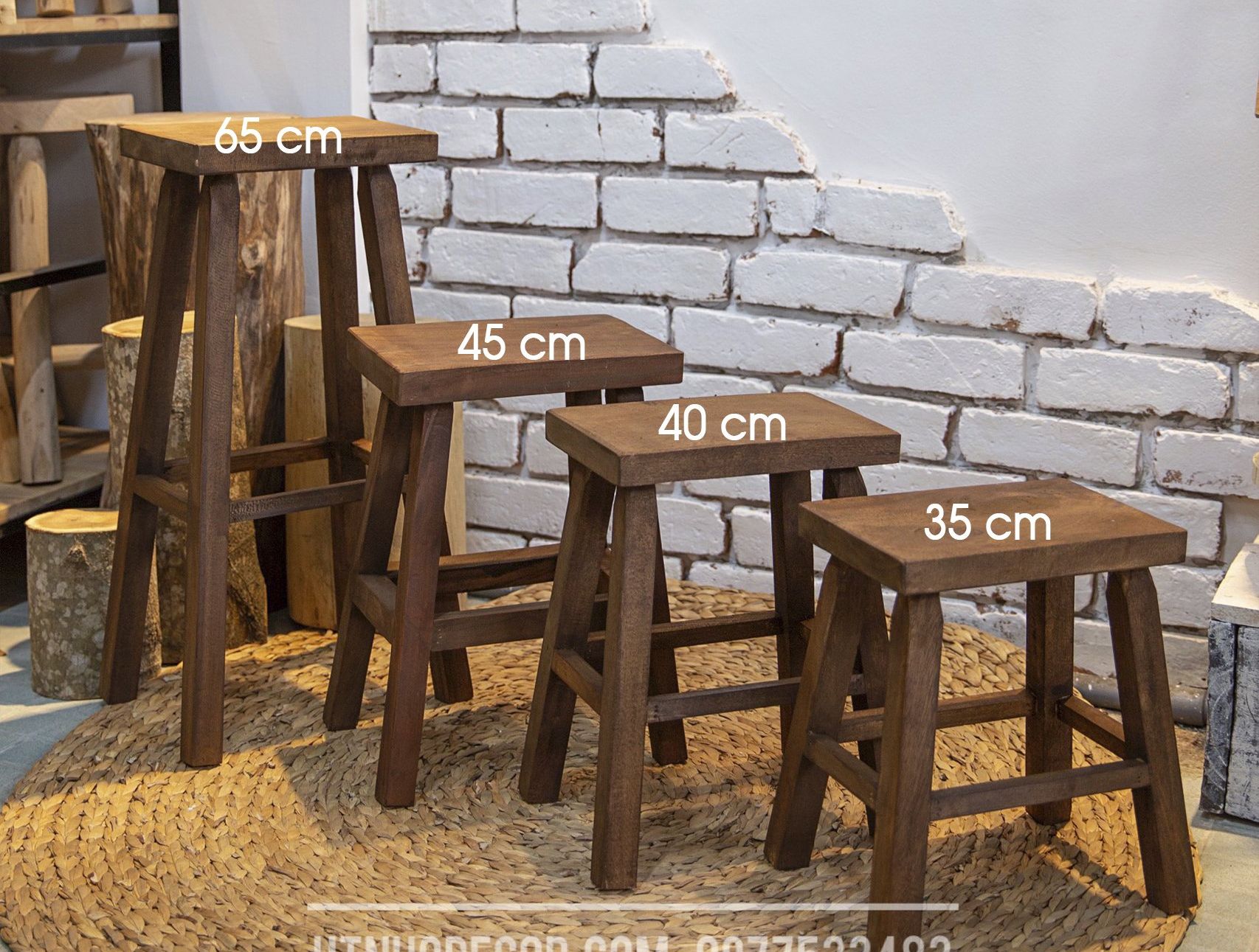Ghế đôn gỗ tự nhiên mặt vuông 4 chân chiều cao 65 CM