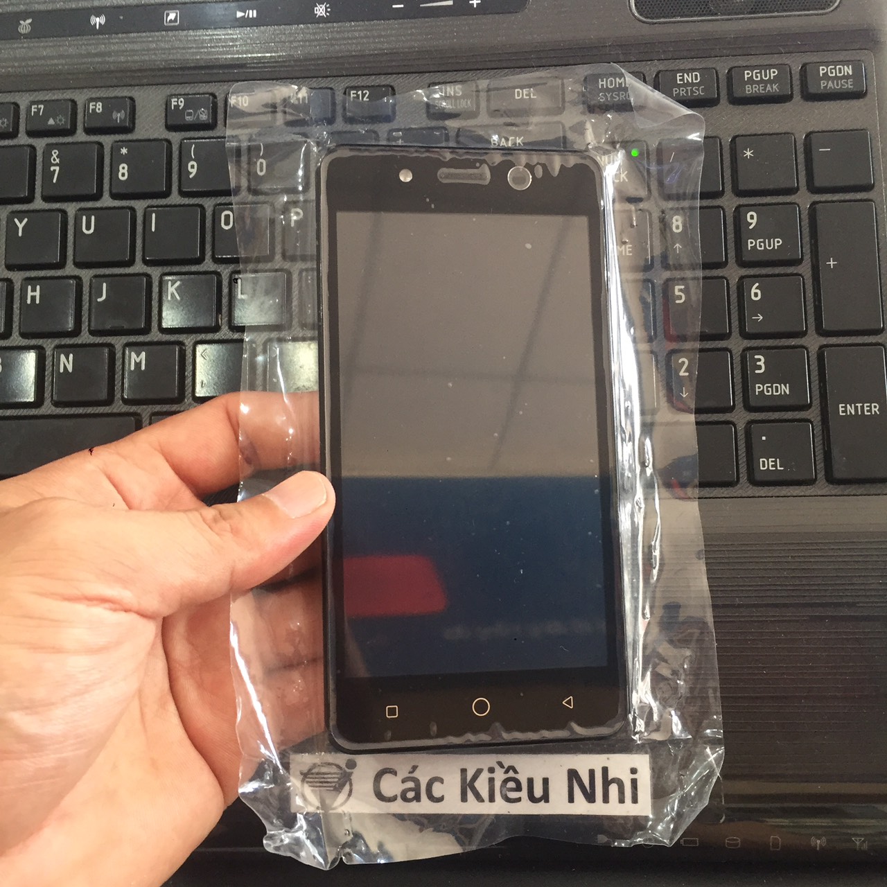 Itel S11+ S11 Plus Màn hình cảm ứng bộ liền khung zin chính hãng black