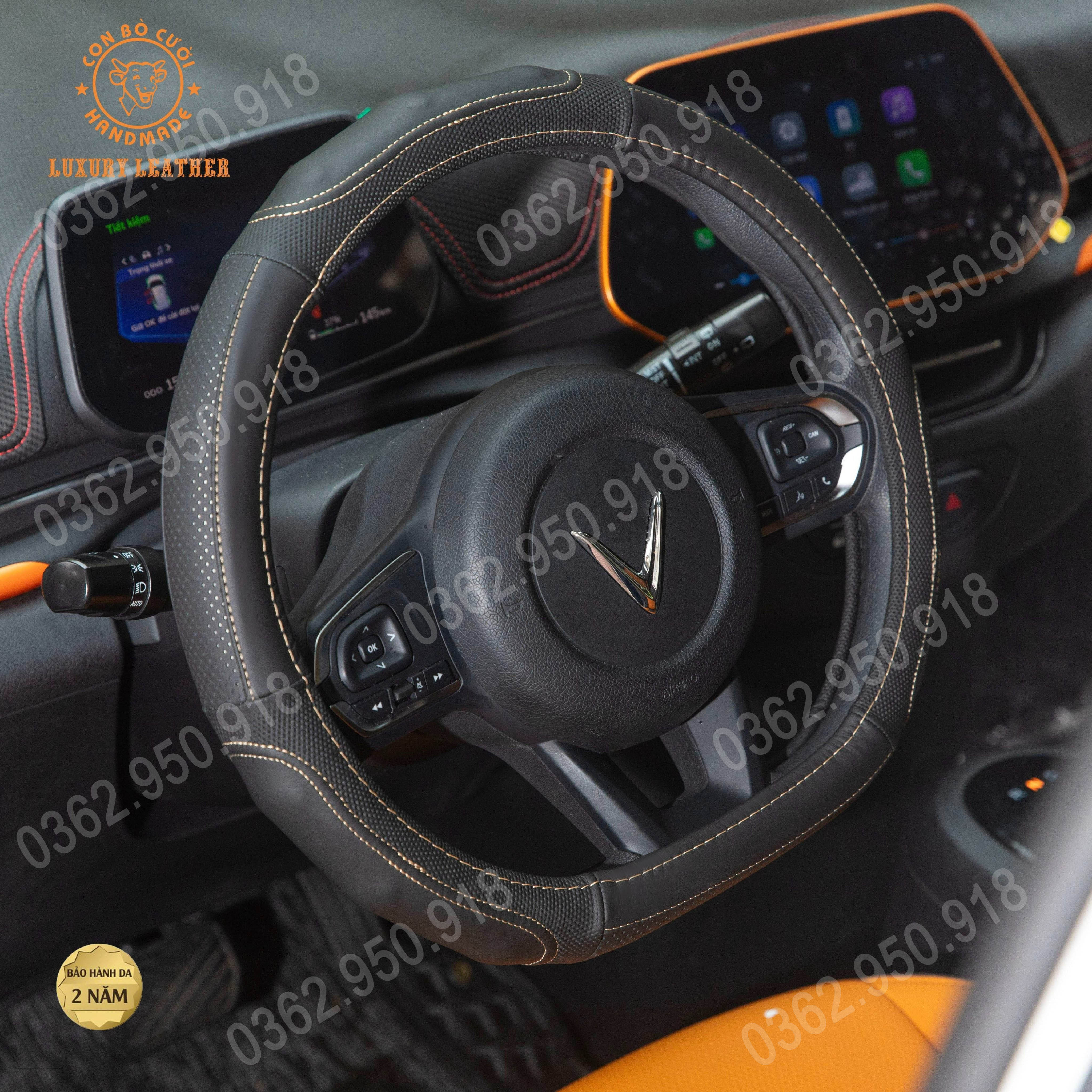 Bọc vô lăng ô tô bằng da cừu 100%, bọc vô lăng vinfast vf8, vf9, vf5, bọc dcut size 36cm - chính hãng con bò cười