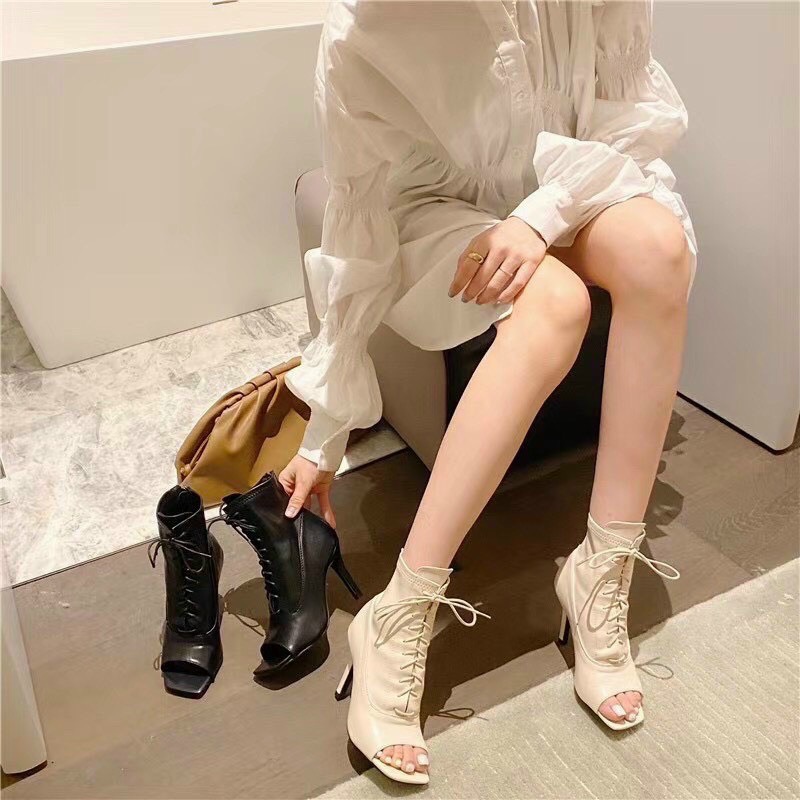 Boot hở mũi