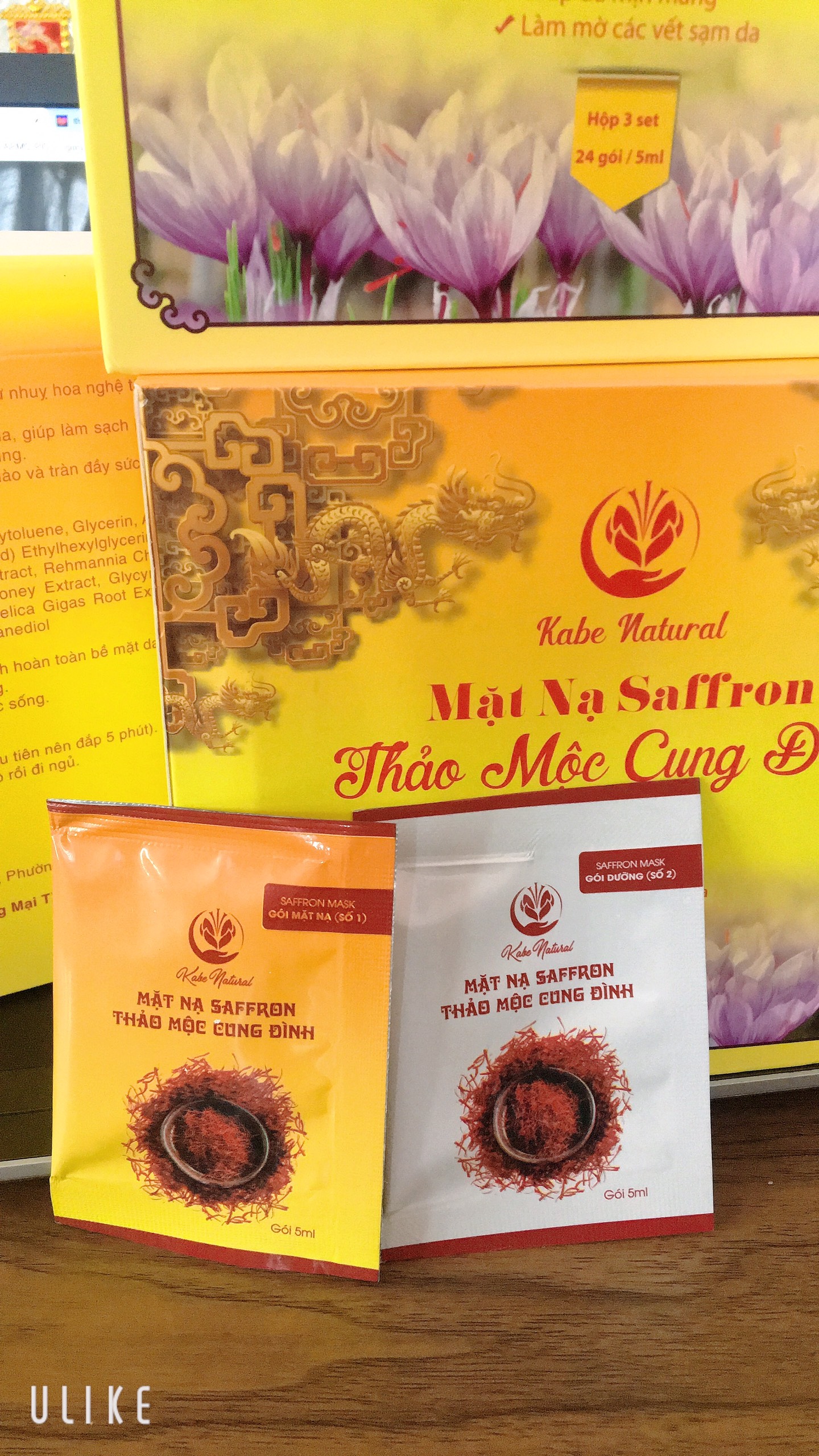 Mặt Nạ Saffron - mặt nạ nhụy hoa nghệ tây thảo mộc  cung đình giúp da trắng sáng ,mịn màng mờ thâm sạm , hộp 8 gói x 5ml