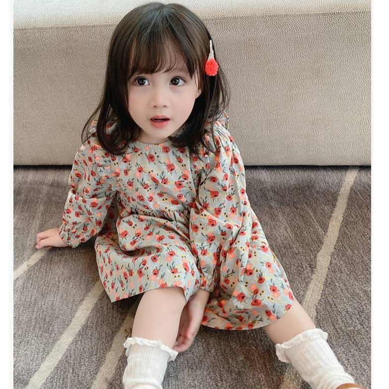 Váy cho bé gái thu đông dễ thương