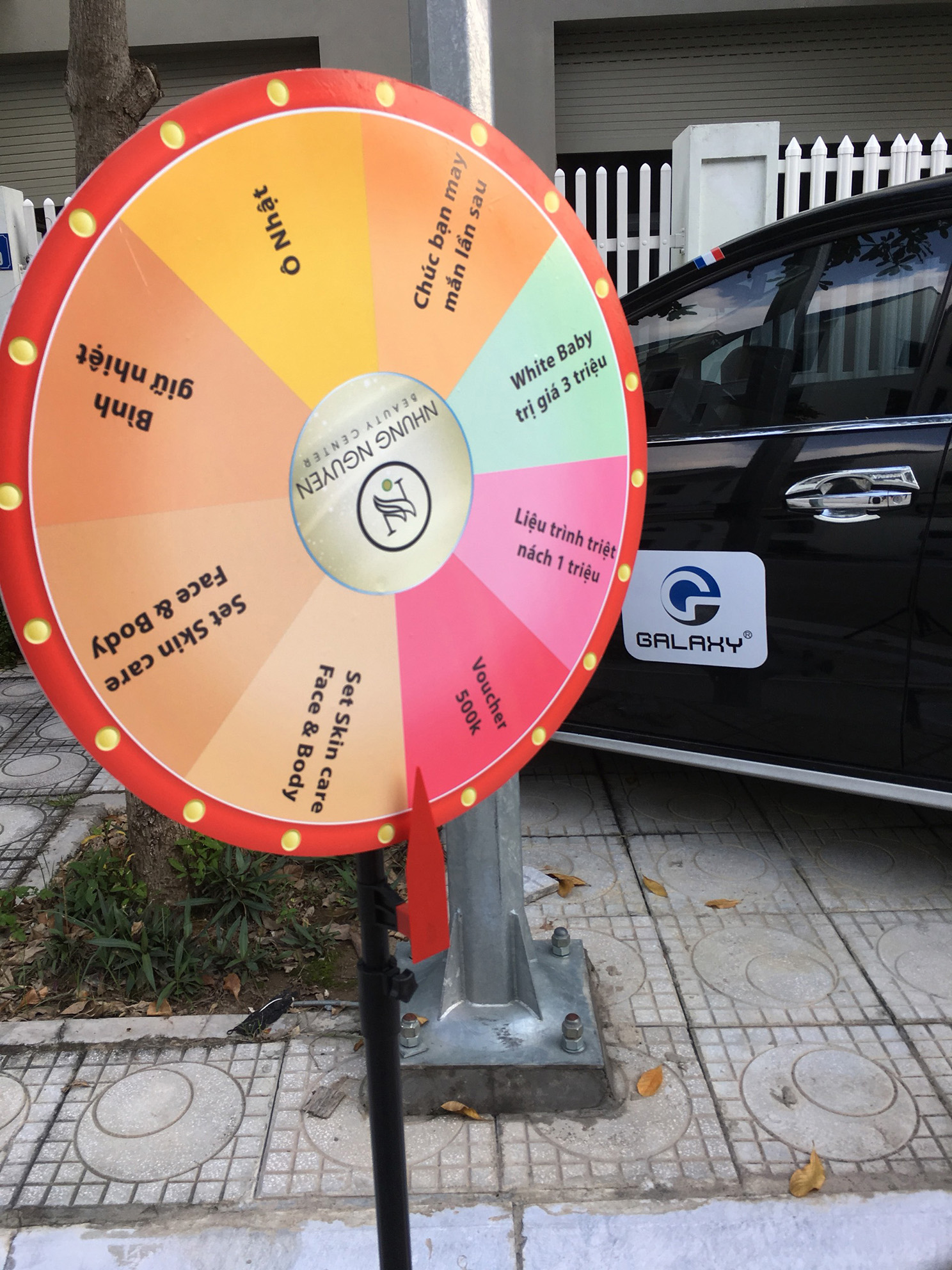 Vòng quay may mắn, vòng quay trúng thưởng tháo lắp dễ dàng có thể điều chỉnh tốc độ quay