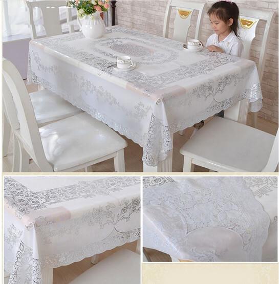 Khăn Trải Bàn Ăn Nhũ Vàng-Trắng 1m4 x 1m6 Chống Thấm Sang Trọng