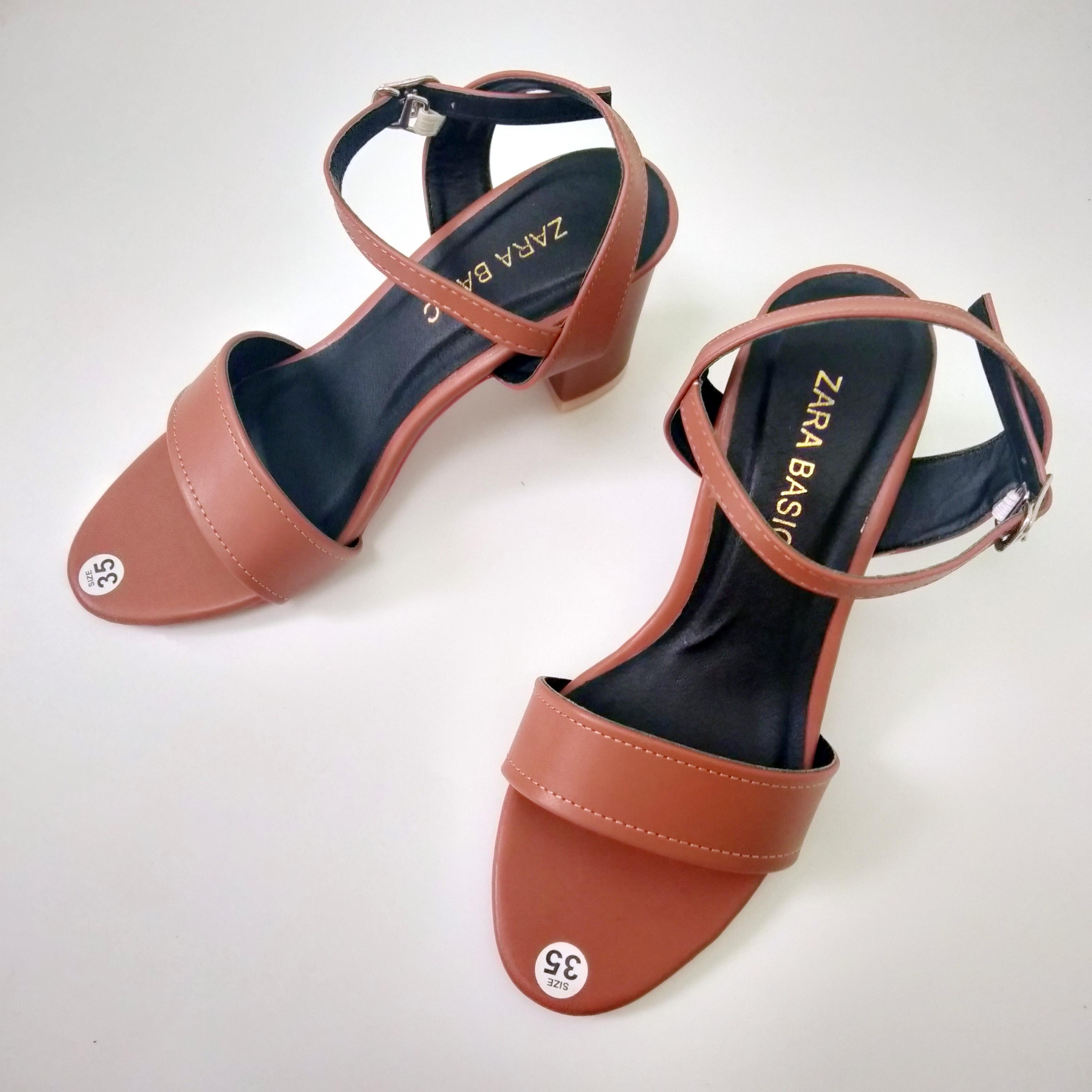 Giày sandal quai ngang gót vuông 7p thời trang cao cấp Benst