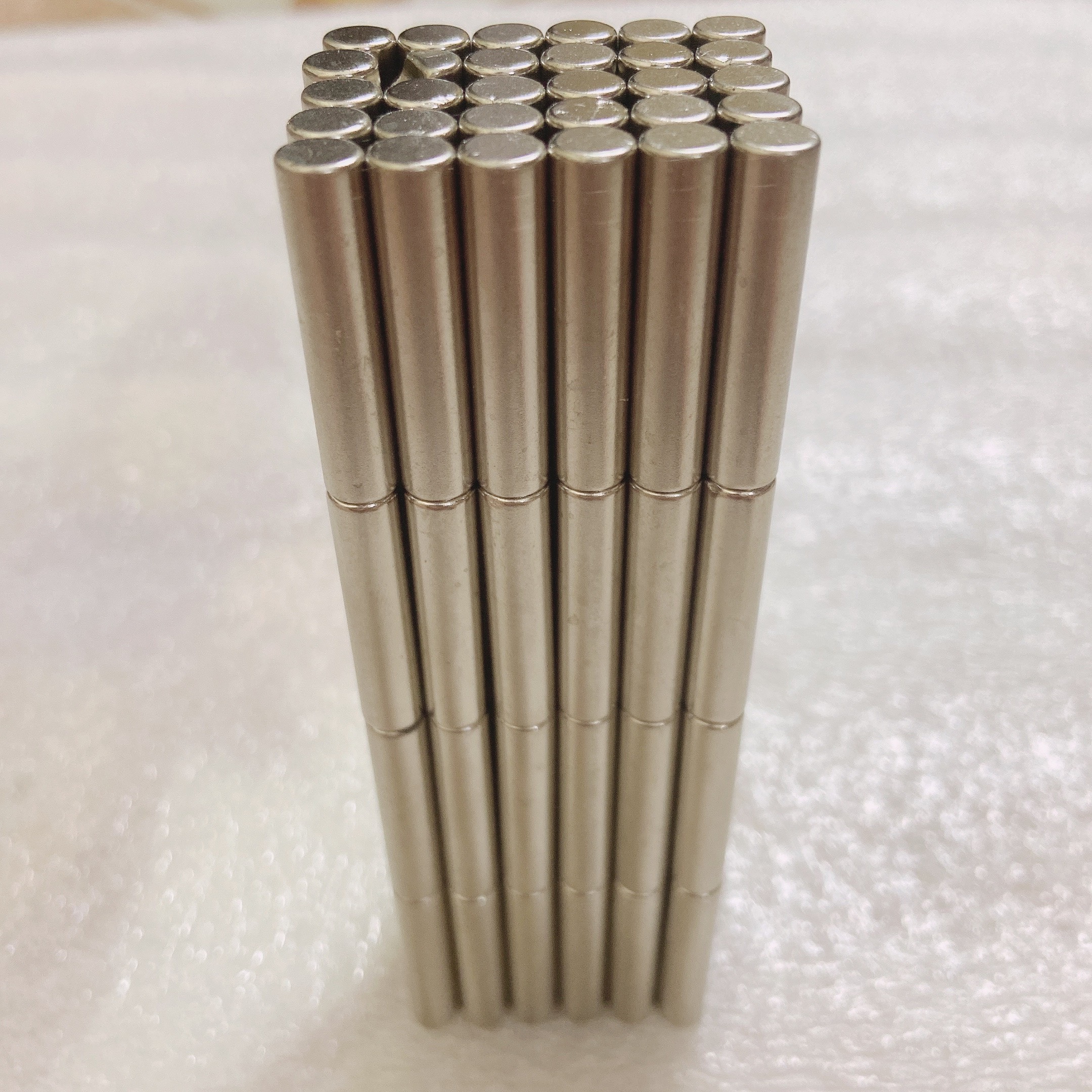 Nam châm viên đất hiếm kích thước 6x30mm