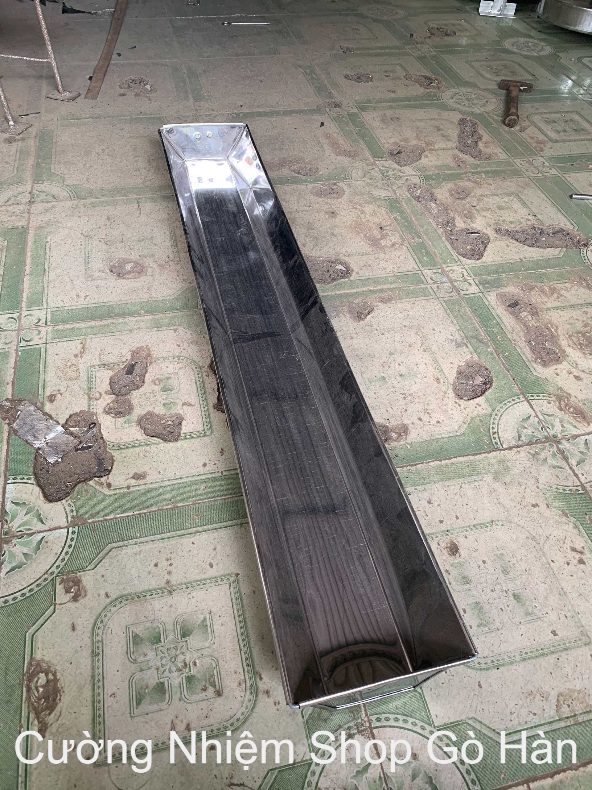 Máng cho vật nuôi loại dài 1,2m bằng inox