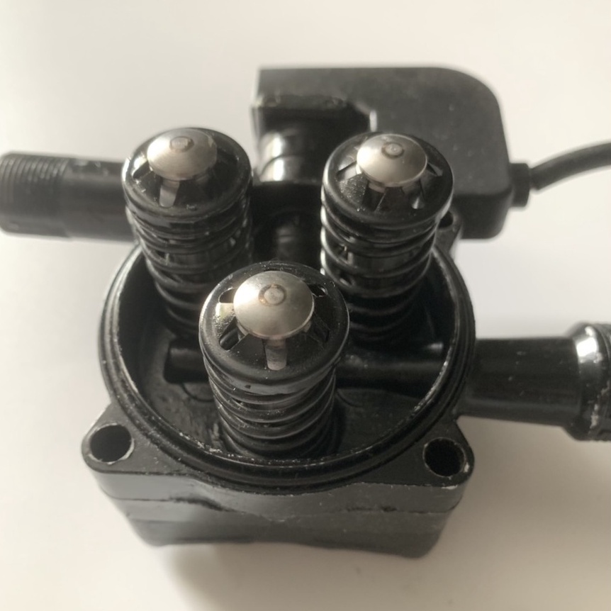 Đầu bơm áp lực máy rửa xe mini