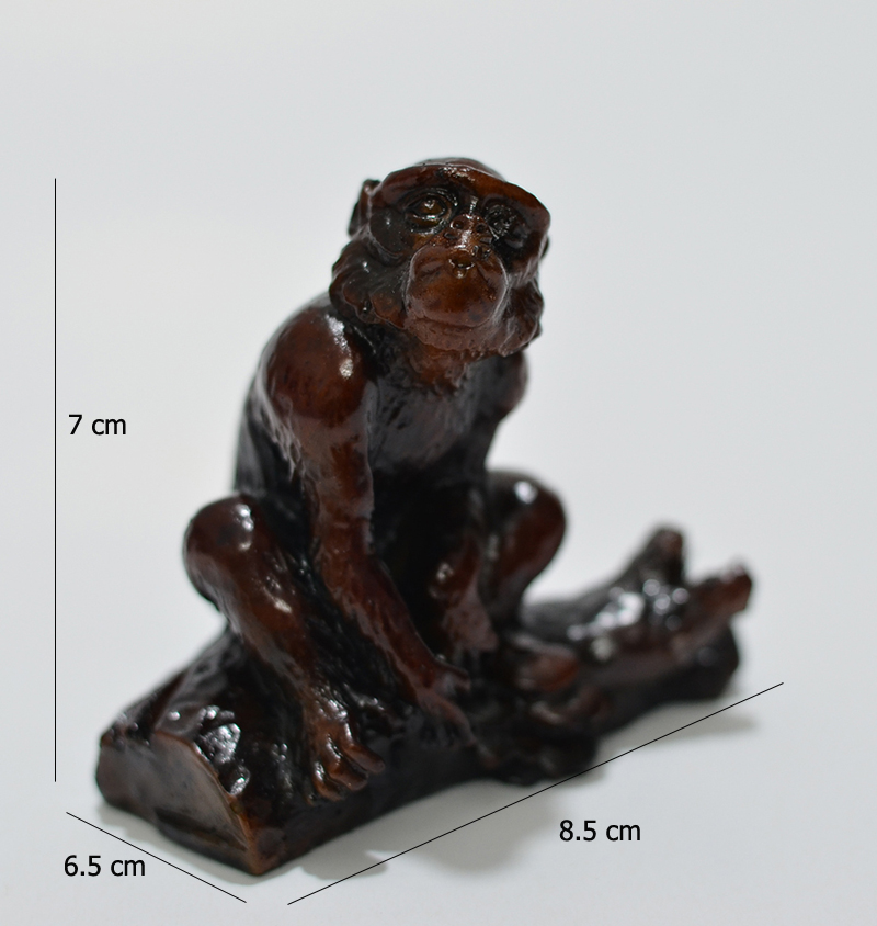 Tượng đá trang trí Khỉ nhỏ màu gỗ