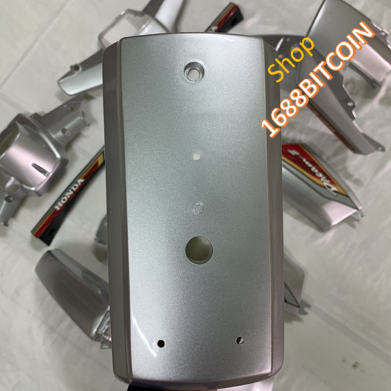 Bộ Dàn áo xe Dream 2  - THÁI - DREAM ll  màu Bạc - nhựa trắng  cao cấp