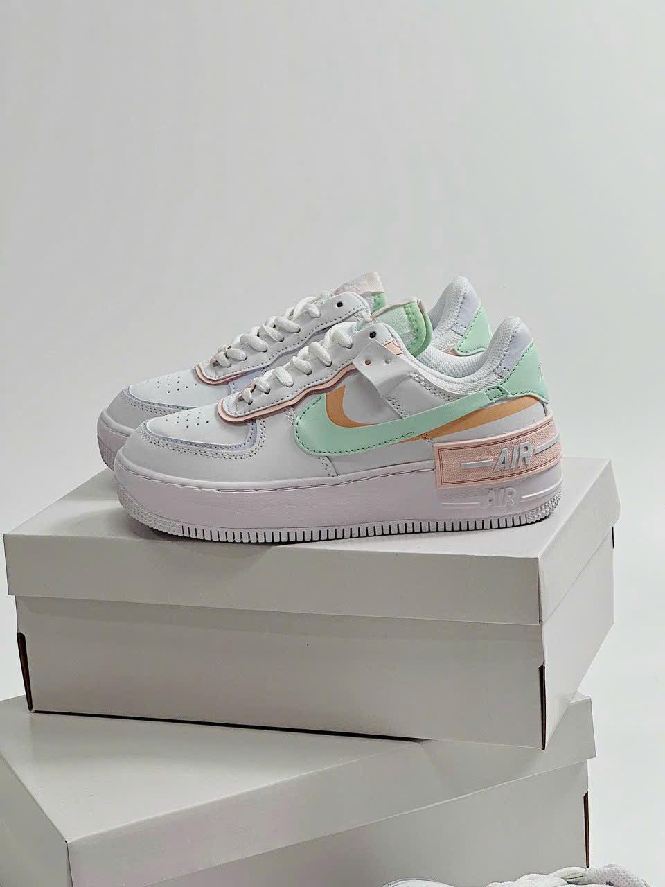 GIÀY THỂ THAO - XU HƯỚNG 2023