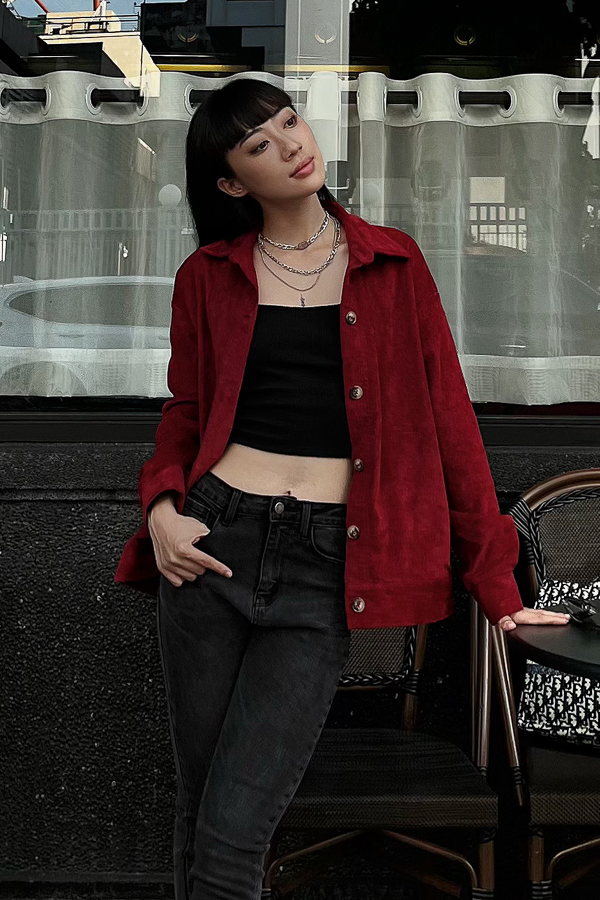 Áo khoác Maybi rộng nhung đỏ đô cổ sen đứng