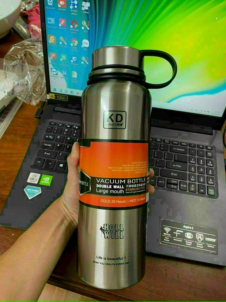 [HCM]Bình Giữ Nhiệt Thể Thao Kèm Túi Đựng Bình Chắc Chắn Dung Tích 1500ml-1100ml