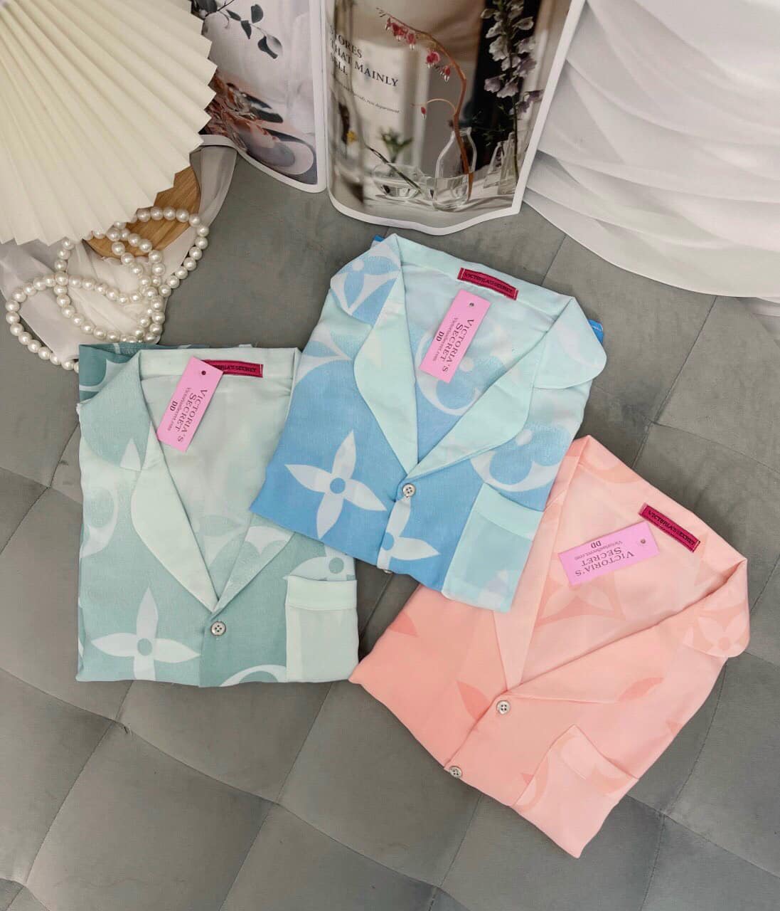 Bộ dài tay lụa Mango cao cấp Vic size 40-60kg