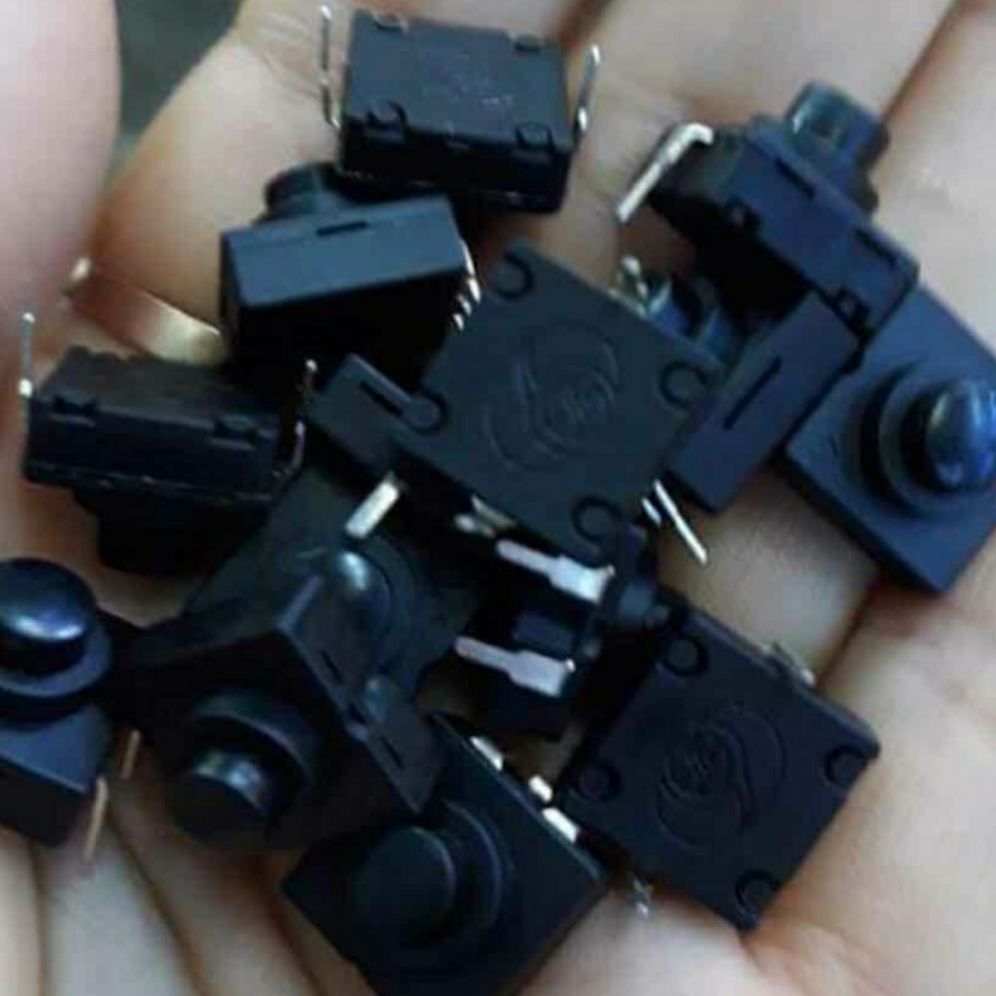 10 chiếc công tắc đèn pin 3 chân 2 bên