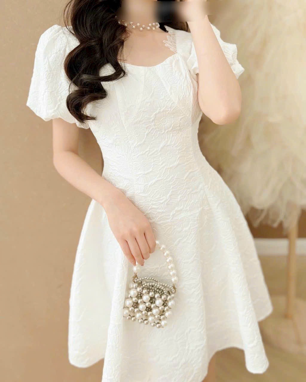 Đầm tiểu thư gấm trắng phối ren xinh xắn đủ size