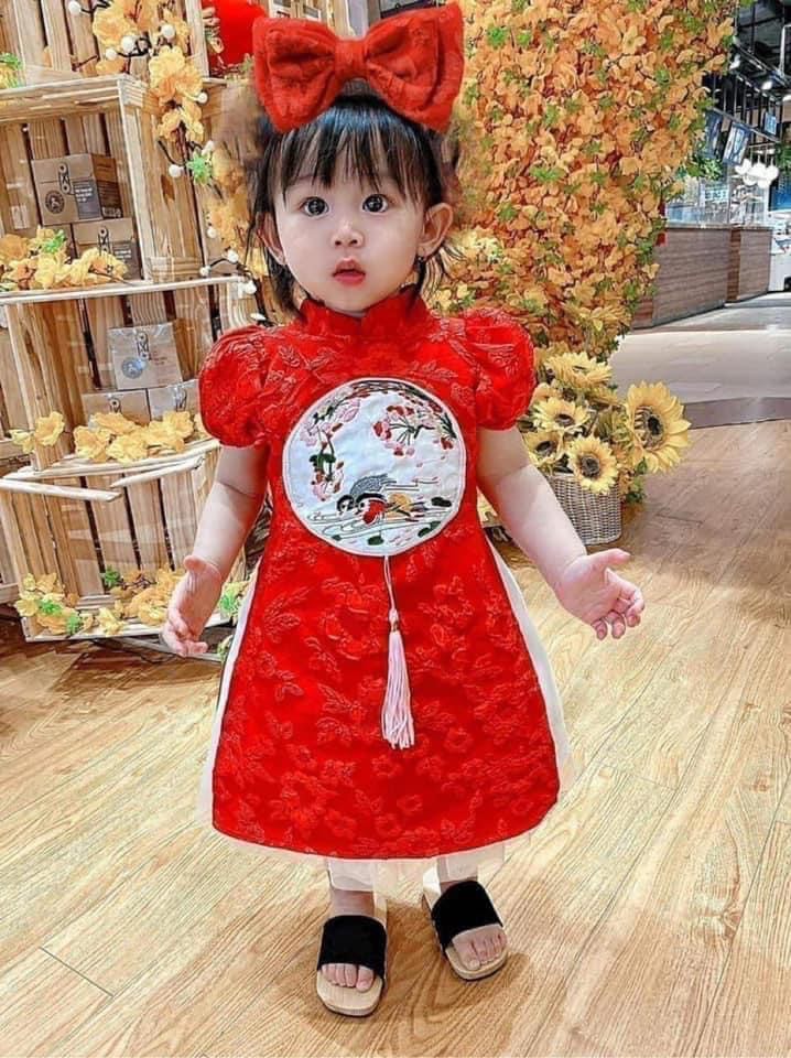 Áo dài gấm hoa kèm cài cho bé gái 8-18kg