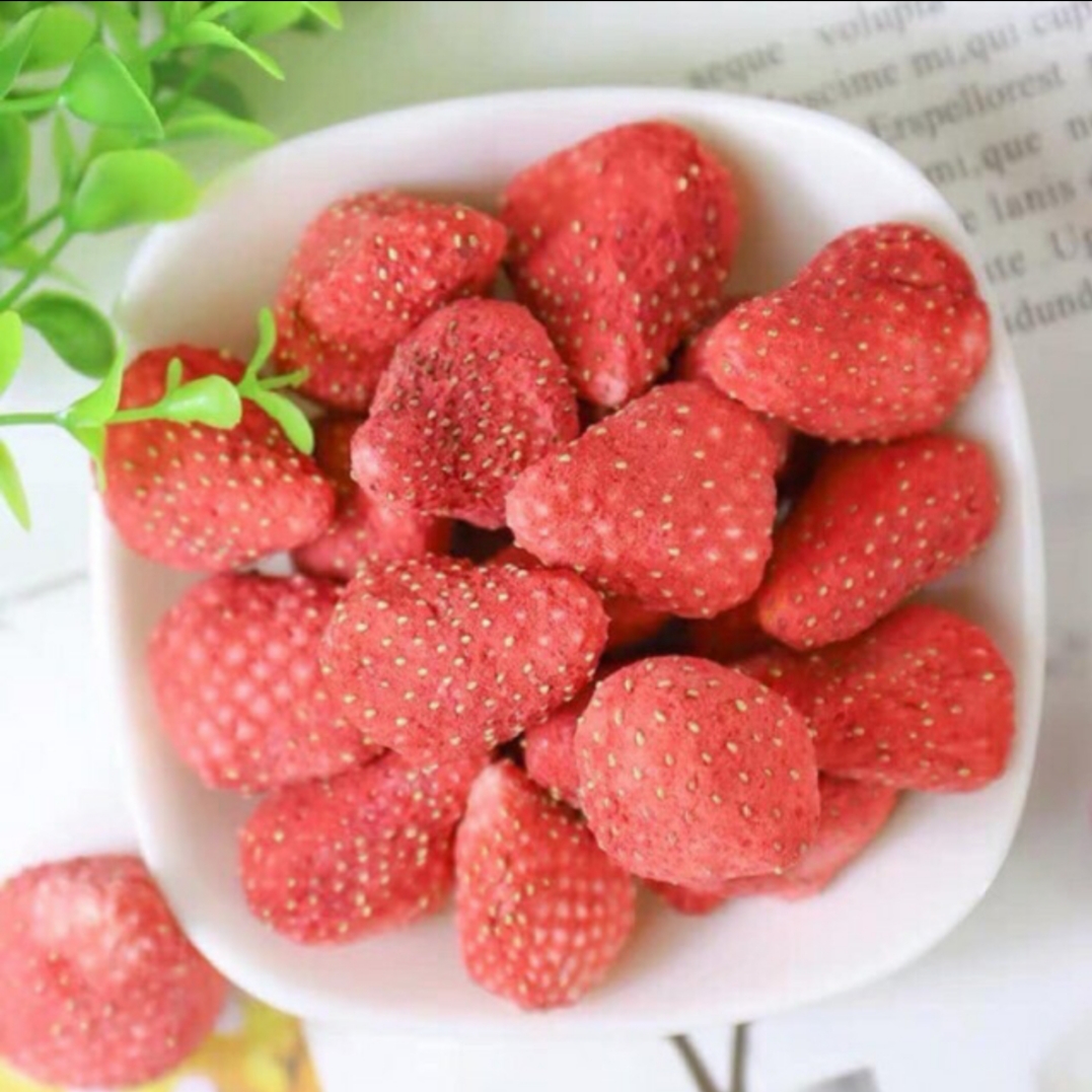 Dâu tây sấy giòn