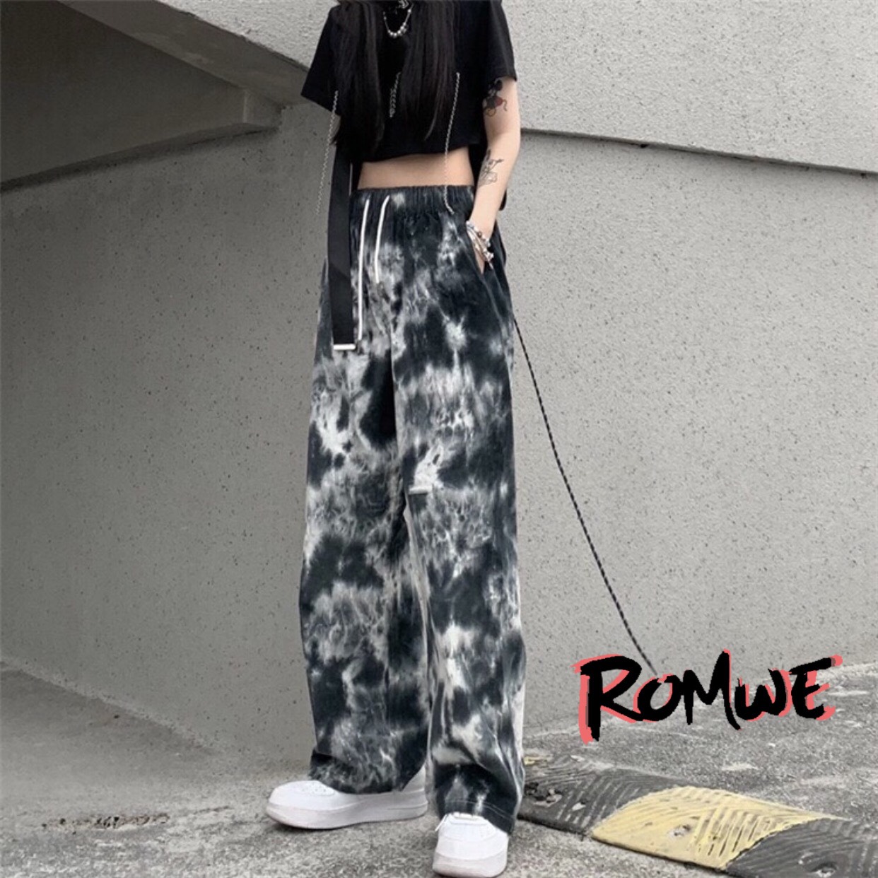 Quần jogger đôi romwe ống rộng phối họa tiết LOANG chất thun cotton dáng dưới 65kg siêu ngầu