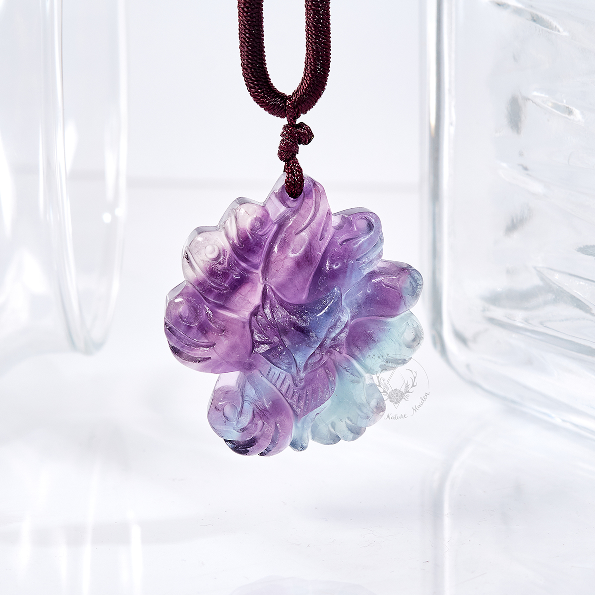 Mặt đá hồ ly chúa 9 đuôi đá fluorite thiên nhiên