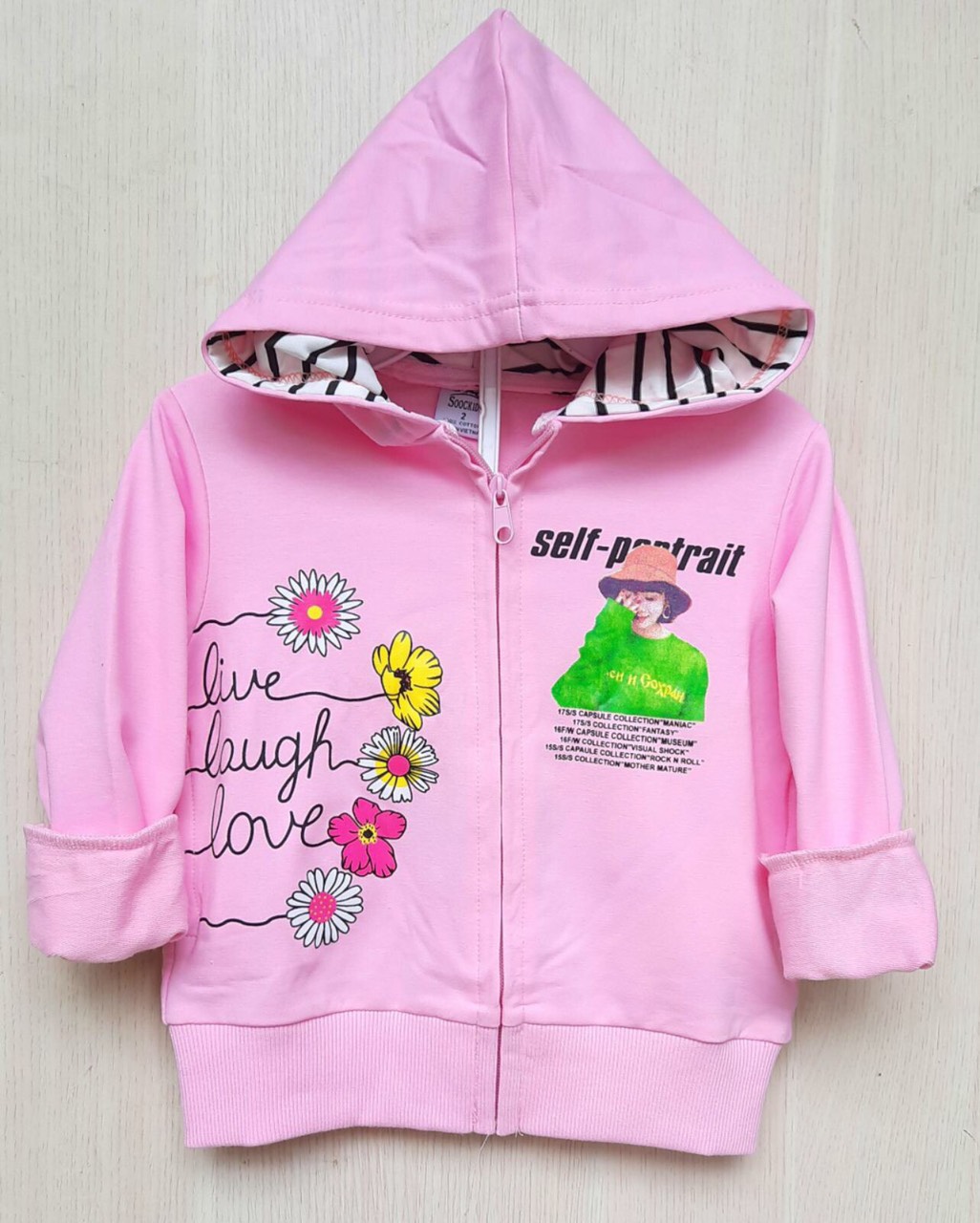 Áo khoác bé gái hình in cô gái dễ thương, size 8-23kg.