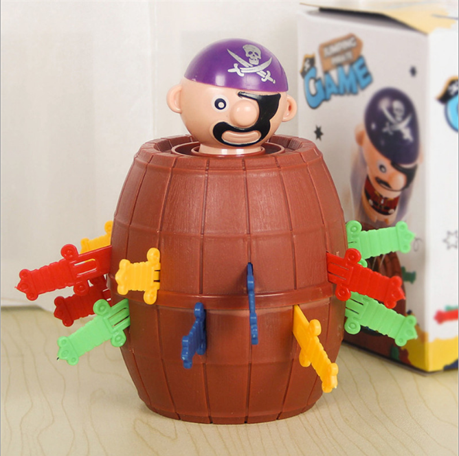 Đồ chơi đâm hải tặc Jumping Pirate loại đẹp