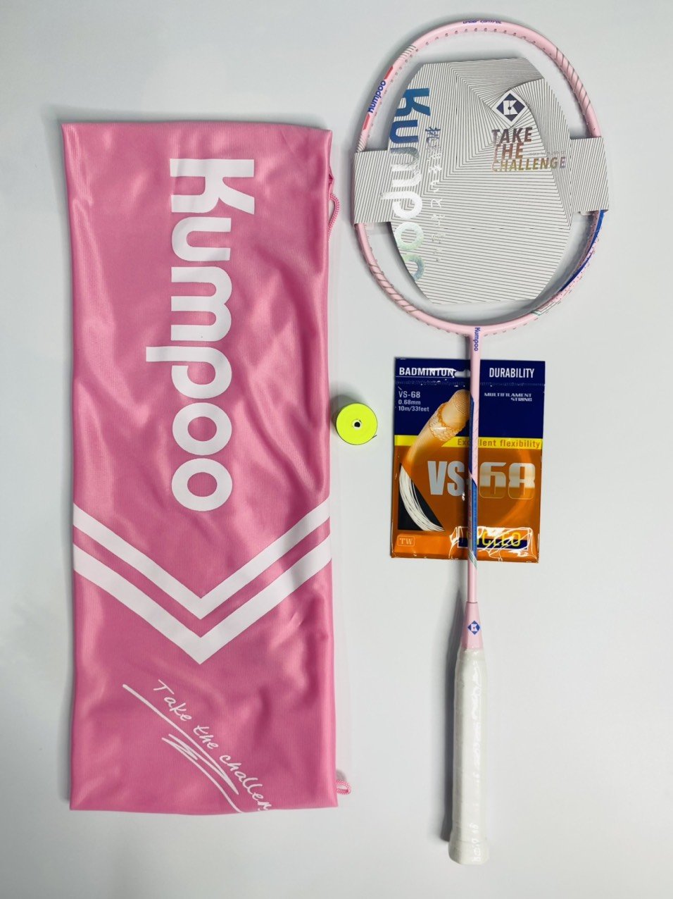 Vợt cầu lông Kumpoo Power Control K520 pro Carbon max 12.7kg lên cước sẵn 11kg + cuốn cán + túi nhung.