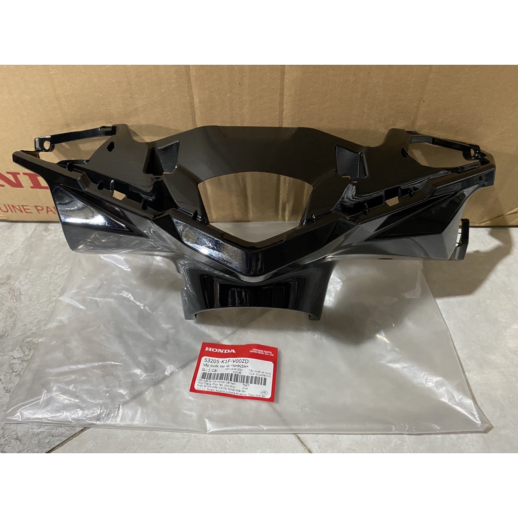 Nắp trước tay lái - bàn thờ honda air blade 150 năm 2020 màu đen.